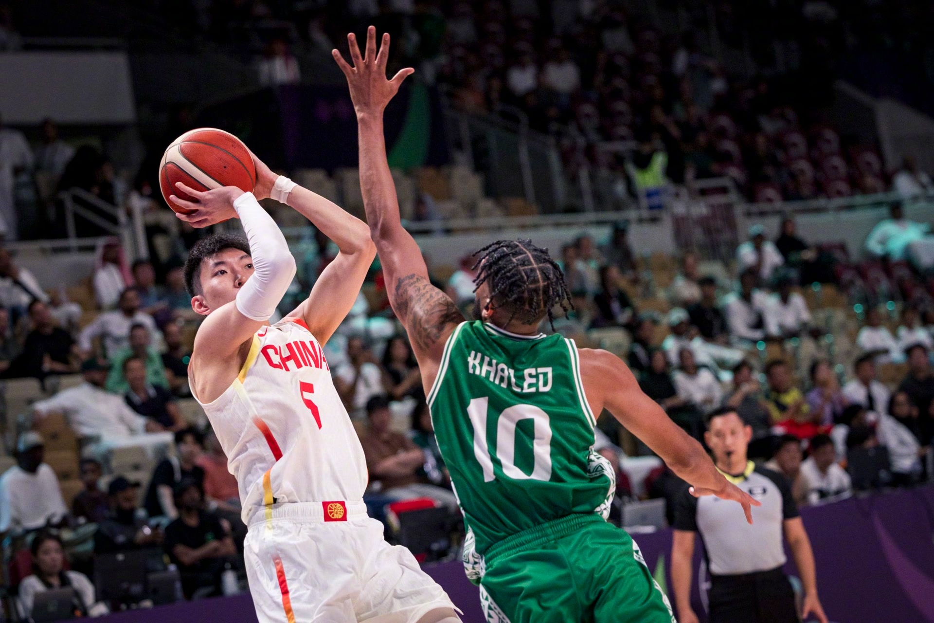 关于今夜体能课后，斯图加特外线爆发备战CBA常规赛，震撼外界，轮换策略成焦点的信息