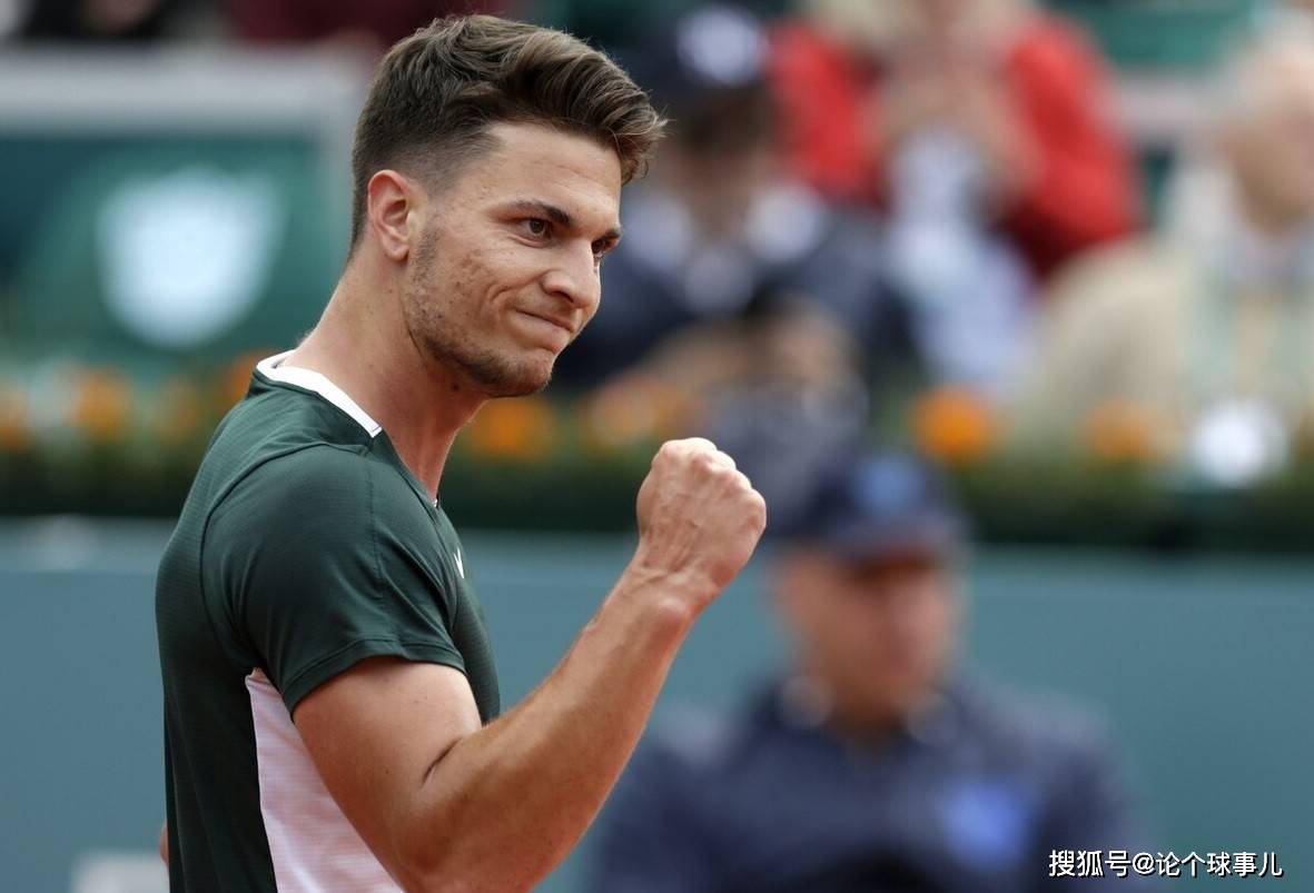 欧冠倒计时，费耶诺德加时末段状态回暖，细节引发关注，目标明确，临场指挥获称赞的简单介绍-开云体育官网